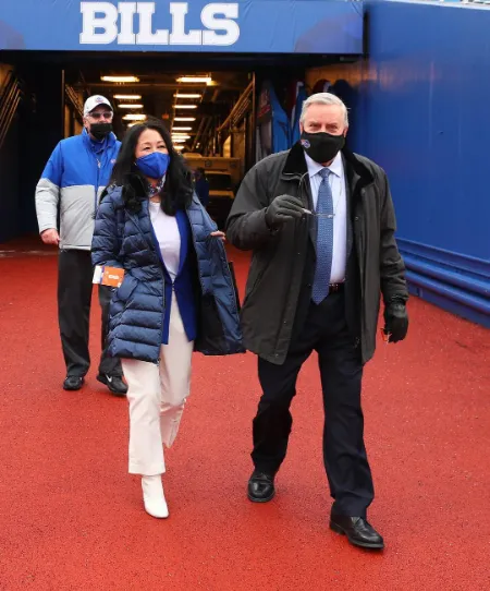 kim pegula and terry pegula